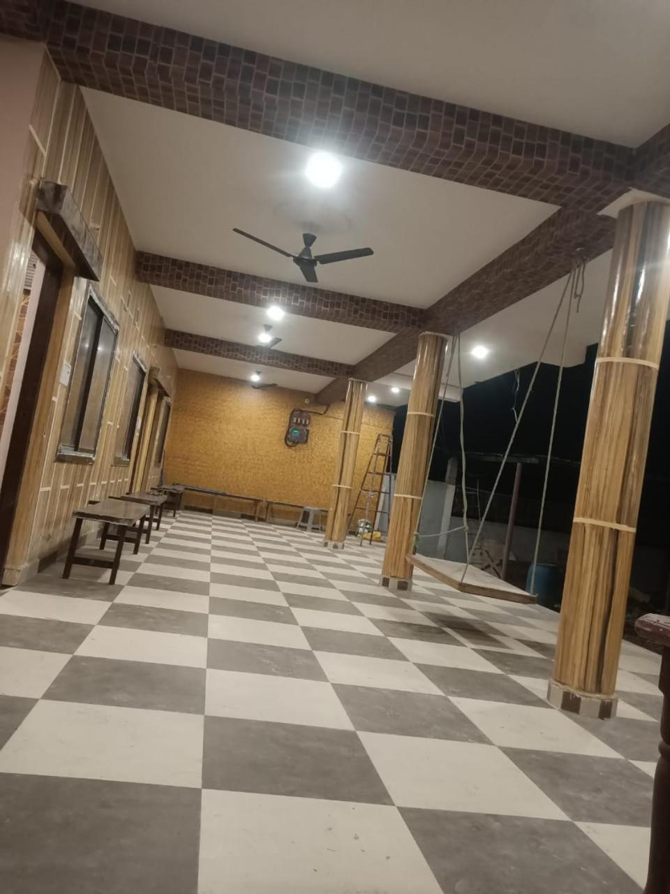 Radhe Krishna Villa Dhanwār Buitenkant foto